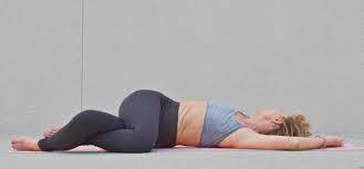 PRE-BEDTIME STRETCHES- 10 YOGA POSES FOR YOU - HomeLife Company